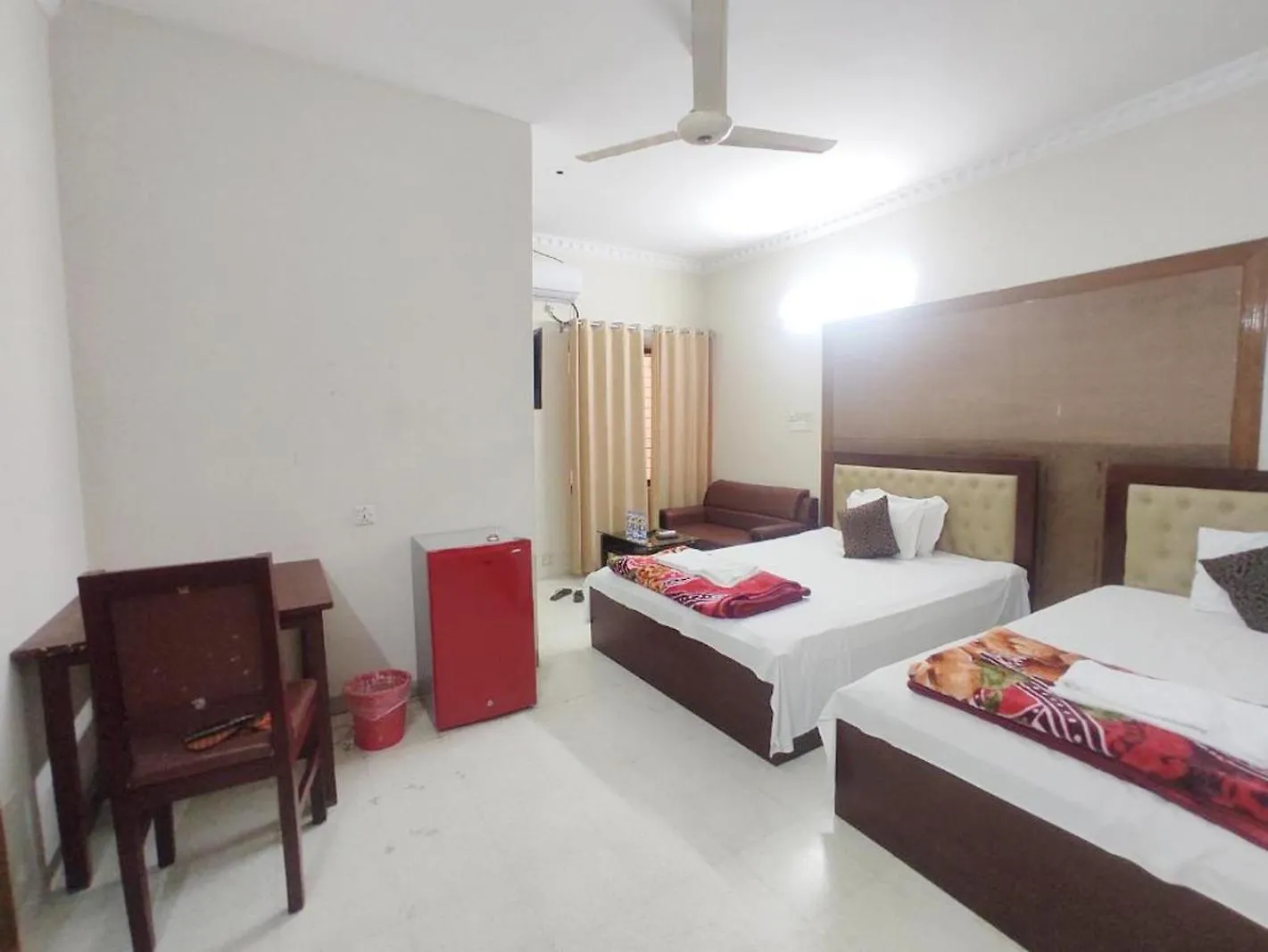 Hotel Suite Palace Baridhara Dhaka Bangladesh